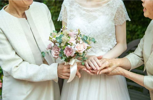 今でも家族の話題に